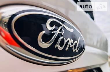 Хэтчбек Ford Fiesta 2017 в Днепре