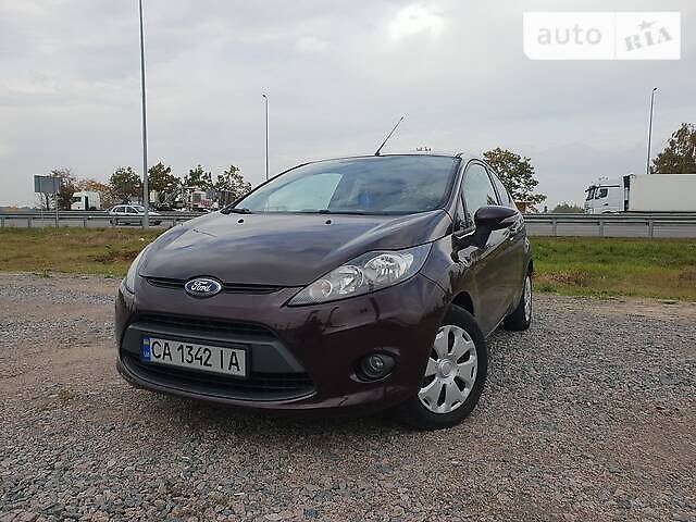 Купе Ford Fiesta 2010 в Звенигородці фото Купе Ford Fiesta 2010 в Звенигородці