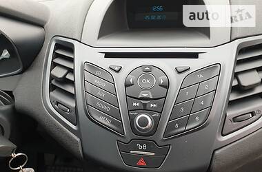 Хетчбек Ford Fiesta 2017 в 
