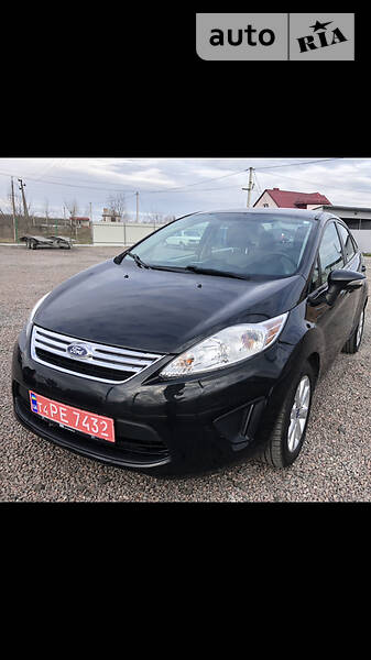 Седан Ford Fiesta 2013 в Луцьку