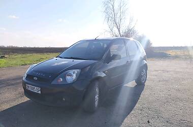 Хэтчбек Ford Fiesta 2006 в 