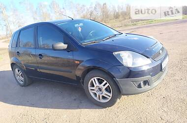 Хэтчбек Ford Fiesta 2006 в 