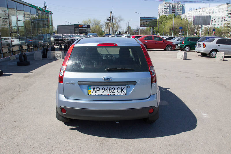 Хетчбек Ford Fiesta 2006 в Запоріжжі фото 6 Хетчбек Ford Fiesta 2006 в Запоріжжі