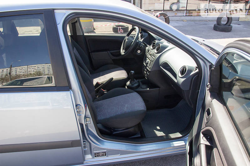 Хетчбек Ford Fiesta 2006 в Запоріжжі фото 20 Хетчбек Ford Fiesta 2006 в Запоріжжі