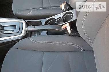 Хетчбек Ford Fiesta 2016 в 