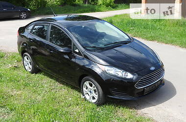 Седан Ford Fiesta 2016 в 