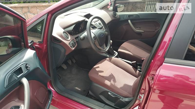 Хетчбек Ford Fiesta 2010 в Житомирі