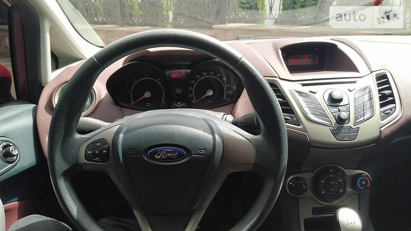 Хетчбек Ford Fiesta 2010 в Житомирі