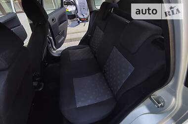 Хетчбек Ford Fiesta 2005 в 