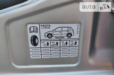 Хетчбек Ford Fiesta 2005 в 