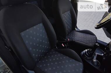 Хетчбек Ford Fiesta 2005 в 