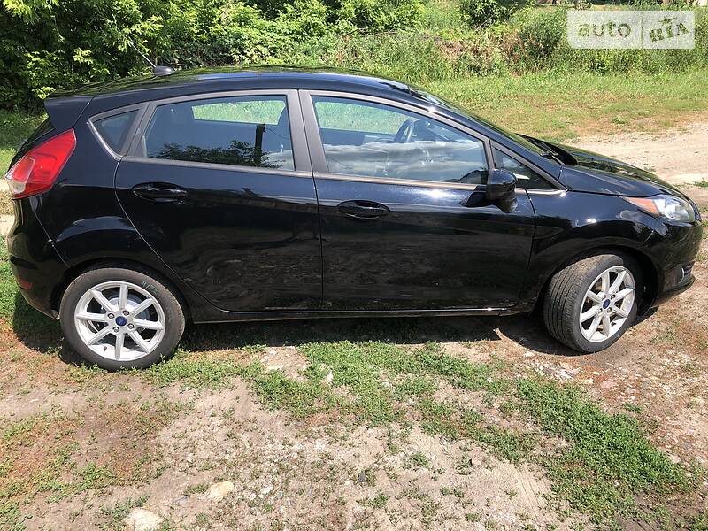 Хетчбек Ford Fiesta 2017 в Харкові