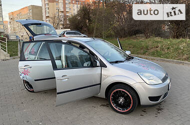 Хэтчбек Ford Fiesta 2005 в Львове