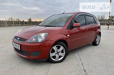 Хэтчбек Ford Fiesta 2007 в Энергодаре