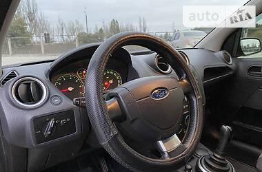 Хэтчбек Ford Fiesta 2007 в Энергодаре