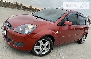 Хэтчбек Ford Fiesta 2007 в Энергодаре