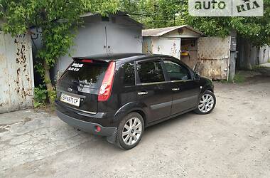 Хэтчбек Ford Fiesta 2006 в Одессе