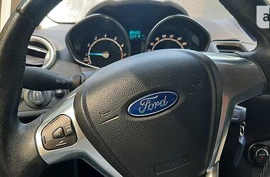 Хэтчбек Ford Fiesta 2016 в Харькове