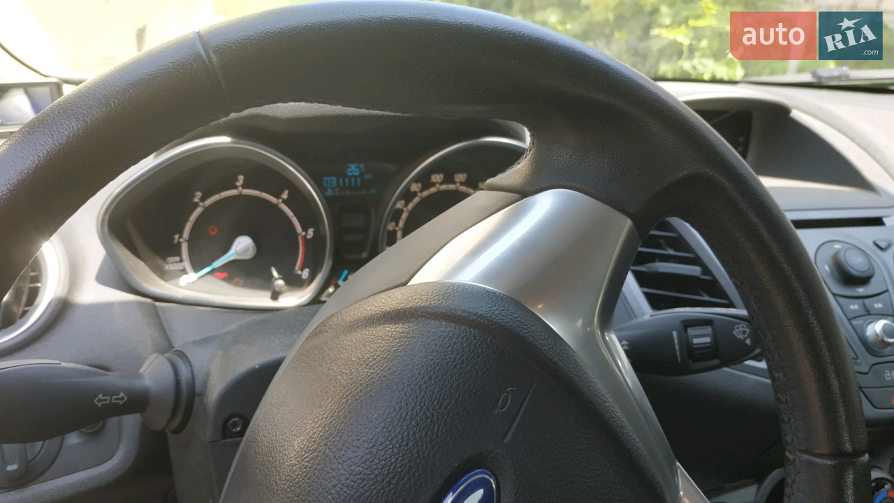 2013 Ford Fiesta - мініатюра 5