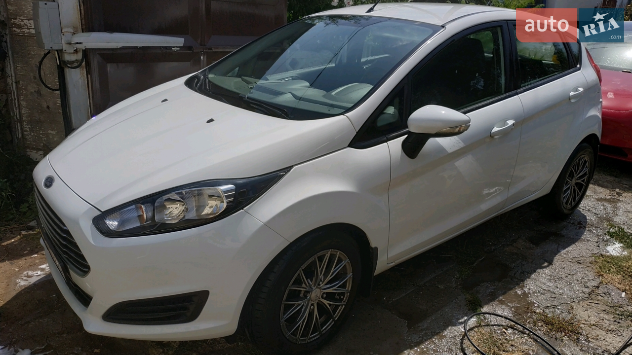 2013 Ford Fiesta - мініатюра 2