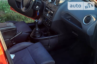 Хэтчбек Ford Fiesta 2007 в 