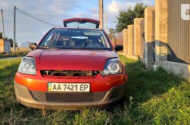 Хэтчбек Ford Fiesta 2007 в 