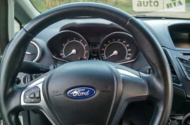 Хетчбек Ford Fiesta 2013 в Івано-Франківську