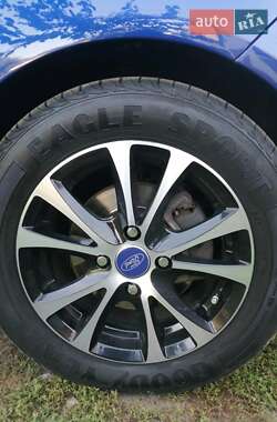 Хэтчбек Ford Fiesta 2014 в 