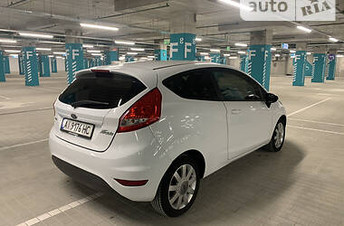 Хэтчбек Ford Fiesta 2011 в Киеве