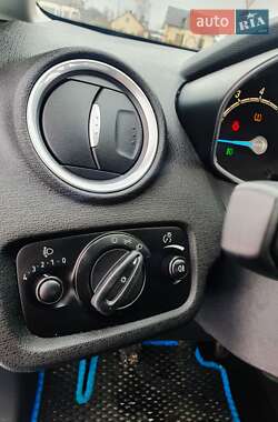 Хэтчбек Ford Fiesta 2014 в Львове