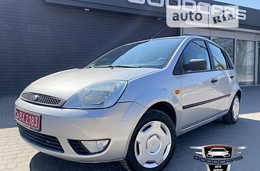 Хэтчбек Ford Fiesta 2004 в Каменском