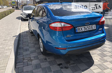 Седан Ford Fiesta 2013 в Хмельницком