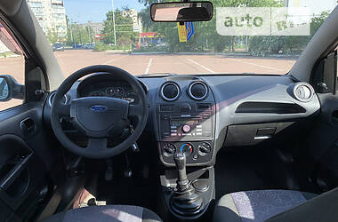 Хэтчбек Ford Fiesta 2007 в Киеве