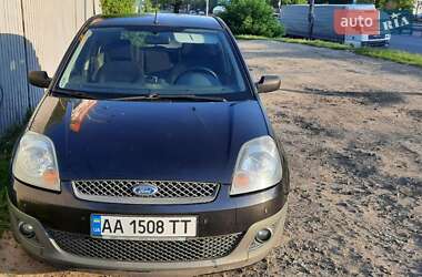 Хетчбек Ford Fiesta 2008 в Києві