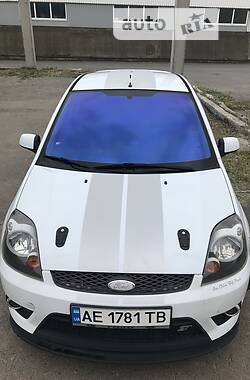 Хетчбек Ford Fiesta 2007 в Дніпрі