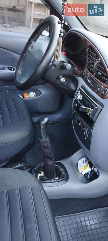 Хэтчбек Ford Fiesta 1998 в Одессе