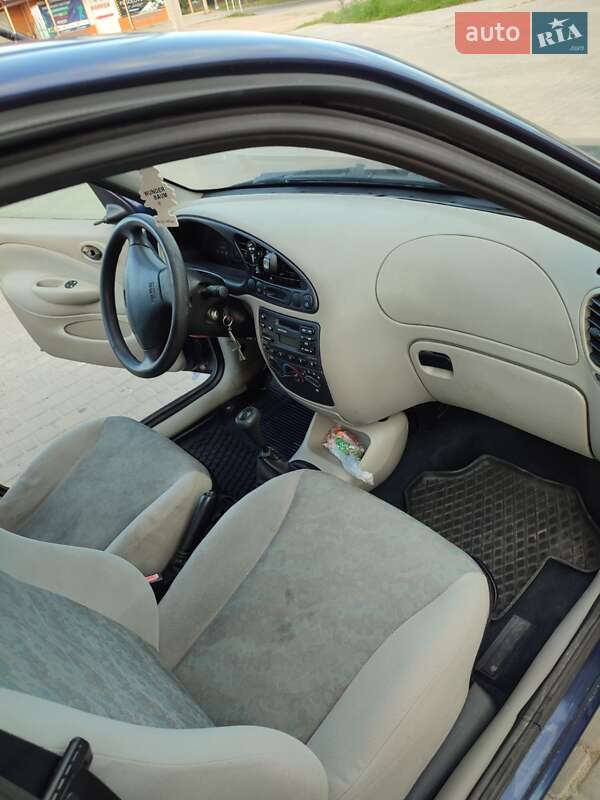 Хэтчбек Ford Fiesta 1998 в Умани