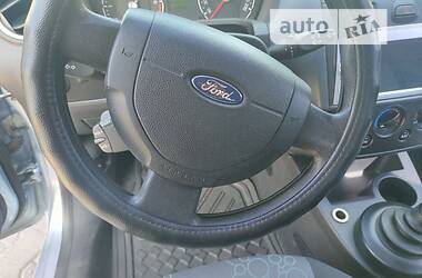 Хэтчбек Ford Fiesta 2005 в Одессе