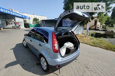 Хэтчбек Ford Fiesta 2005 в Одессе