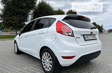 Хэтчбек Ford Fiesta 2017 в 
