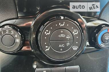 Хэтчбек Ford Fiesta 2013 в 