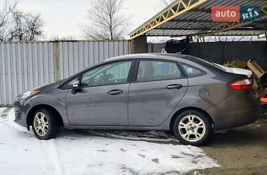 Седан Ford Fiesta 2015 в Днепре