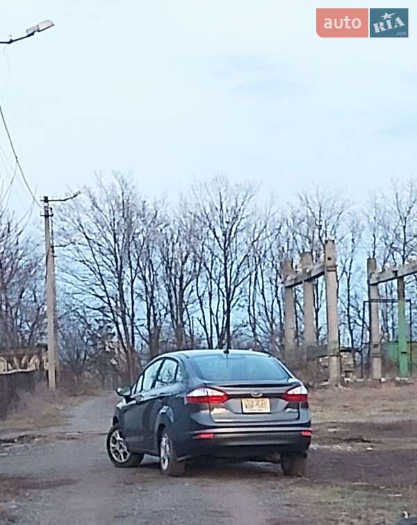 Седан Ford Fiesta 2015 в Днепре фото 11 Седан Ford Fiesta 2015 в Днепре
