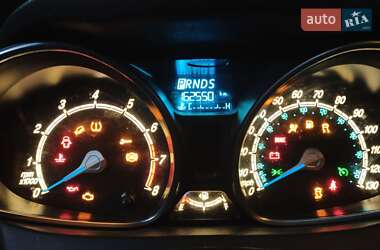 Хэтчбек Ford Fiesta 2013 в 