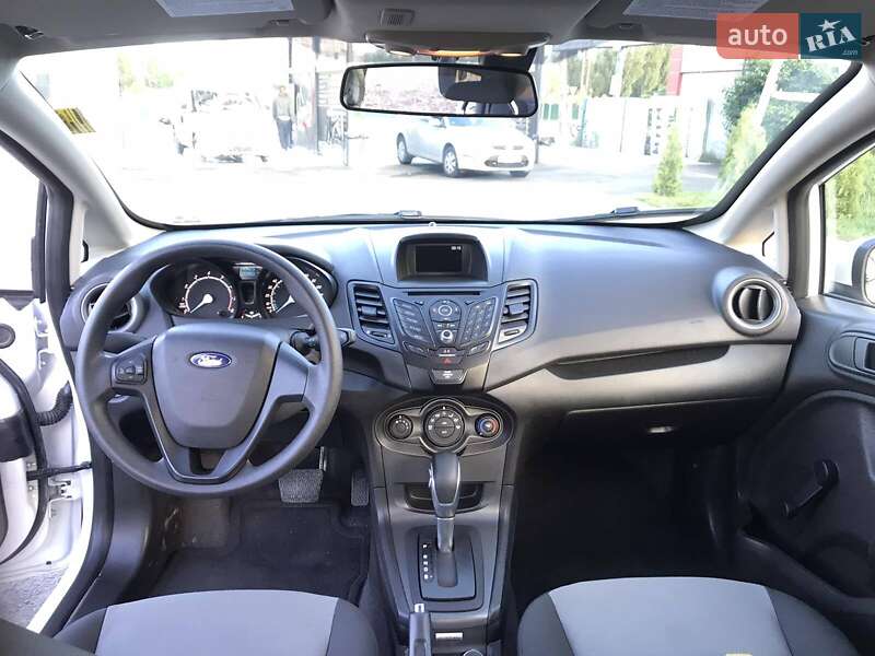 Седан Ford Fiesta 2019 в Обухові