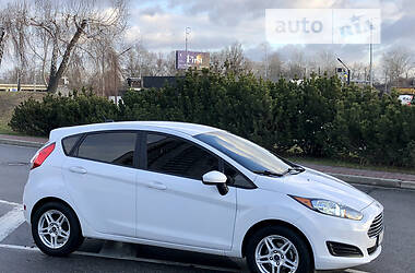 Хэтчбек Ford Fiesta 2019 в 
