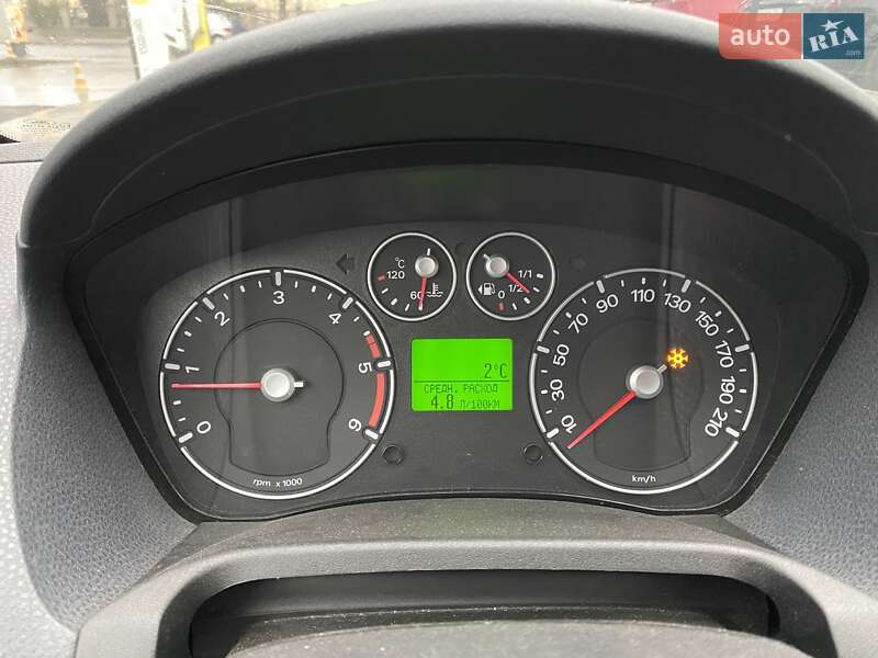 Хэтчбек Ford Fiesta 2007 в Черновцах