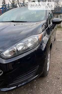 Седан Ford Fiesta 2018 в Днепре
