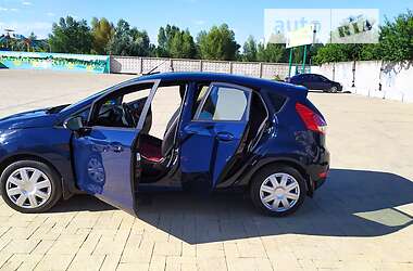 Хэтчбек Ford Fiesta 2015 в Кременчуге