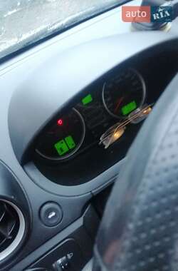 Хэтчбек Ford Fiesta 2005 в Днепре